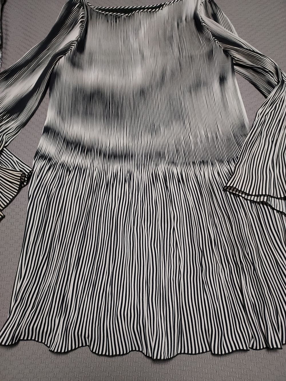 Vivienne Tam Black & White Lined Jacket